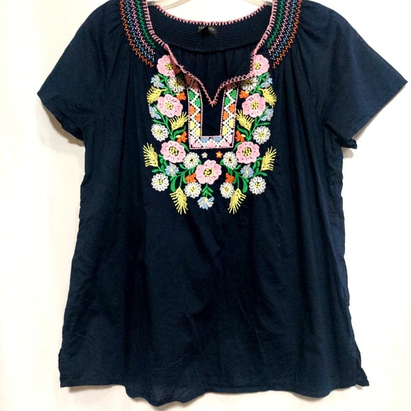 Talbots Tops - Talbots Womens MPetite Lined Top Short Dolmar Sleeves Embroidery along Bib Neck